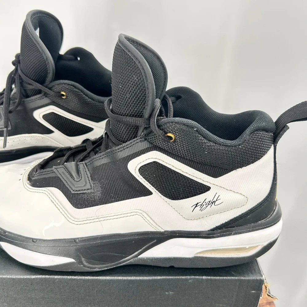 Jordan Max Aura‎ 5 Mens Basketball Shoes Black White Gold DZ4353-101